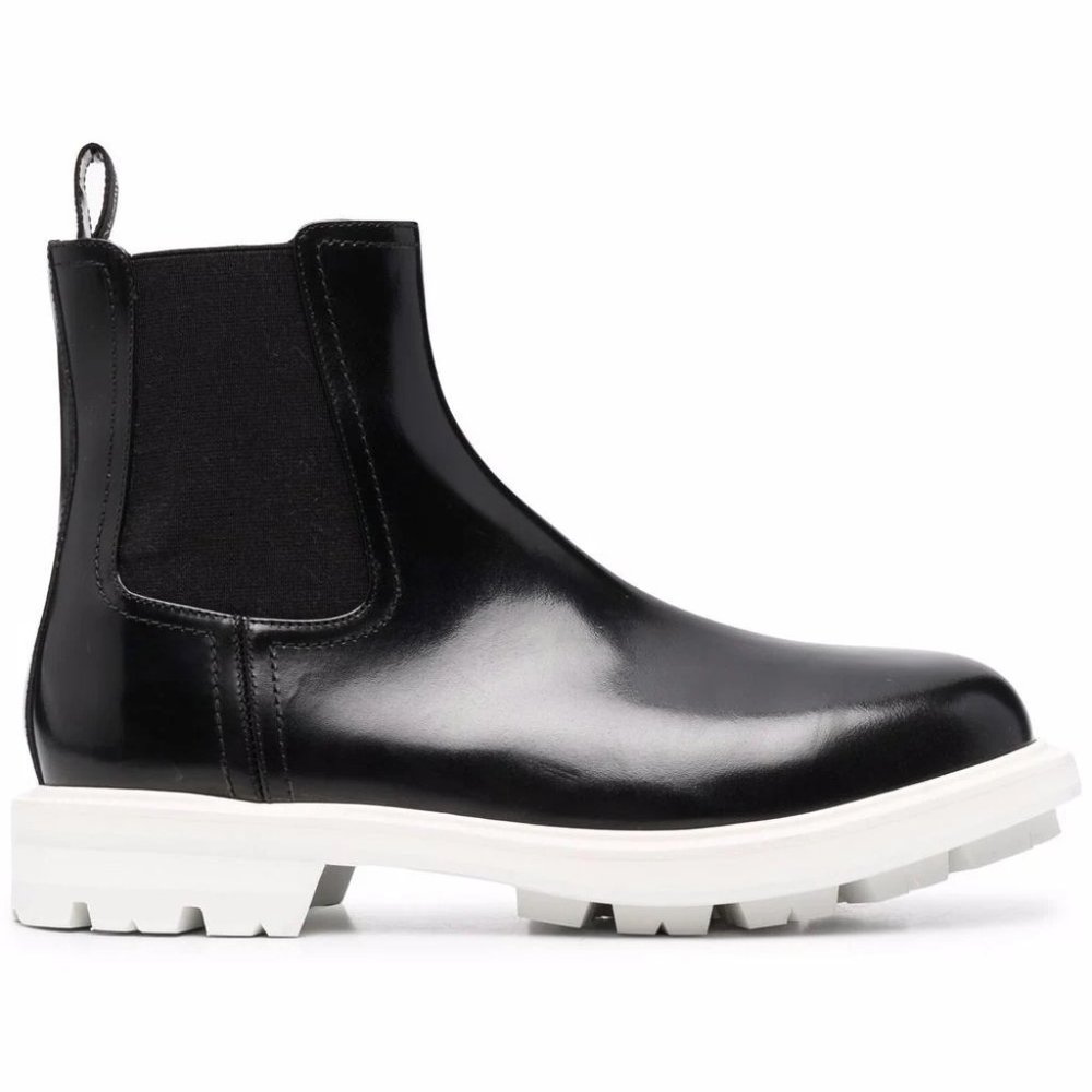 Alexander McQueen Shiny Leather Chelsea Boots